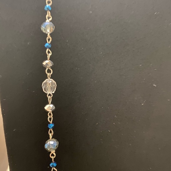 H: Sapphire Blue Necklace - Picture 8 of 9